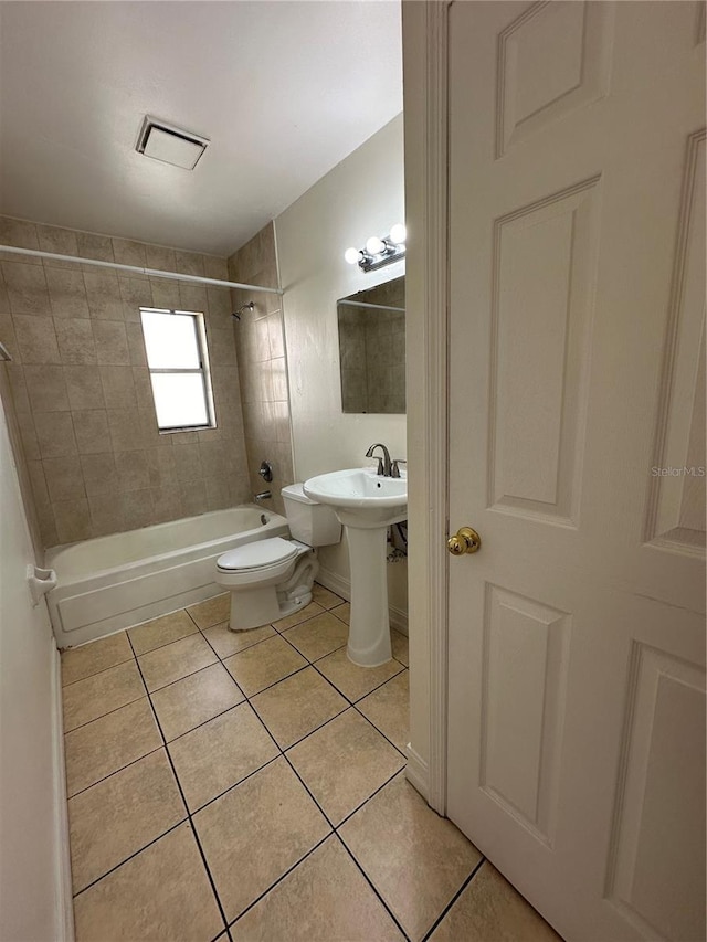 1918 Honour Rd Unit 4, Orlando, FL 32839 - full bathroom with tile patterned floors and shower / washtub combination