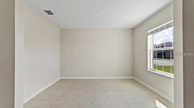 16480 Fernridge St, Clermont, FL 34714 - unfurnished room with healthy amount of natural light