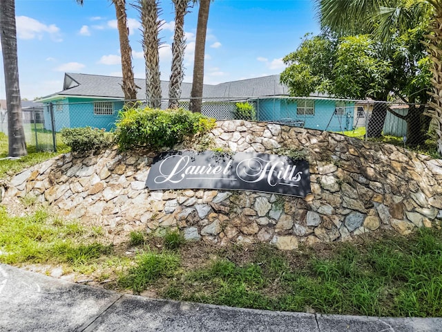 7201 Pleasant Dr, Orlando, FL 32818 - view of community sign