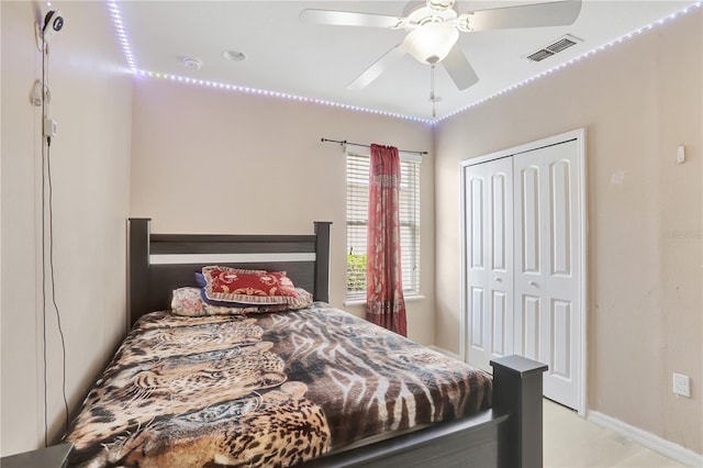 1514 Tamarind Rd, Davenport, FL 33896 - bedroom with a closet and a ceiling fan