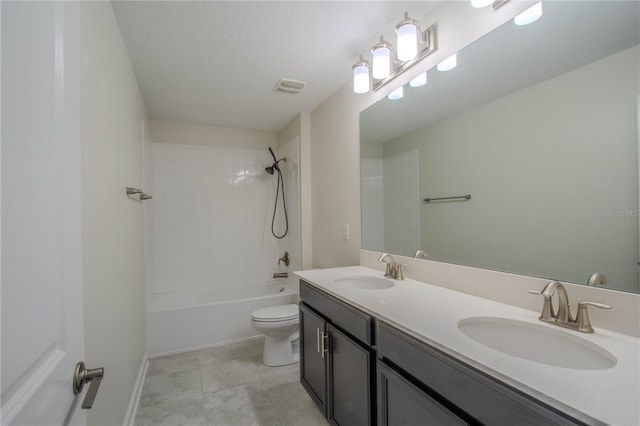 7524 Summerlake Groves St, Winter Garden, FL 34787 - full bath featuring double vanity, shower / bath combination, and tile patterned flooring