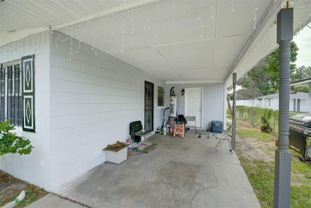 1831 Wilton Ave, Orlando, FL 32805 - view of patio with a carport and grilling area