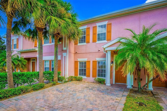 2426 Caravelle Cir, Kissimmee, FL 34746 - view of front of property featuring stucco siding