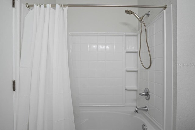 2426 Caravelle Cir, Kissimmee, FL 34746 - full bath with shower / bath combination with curtain