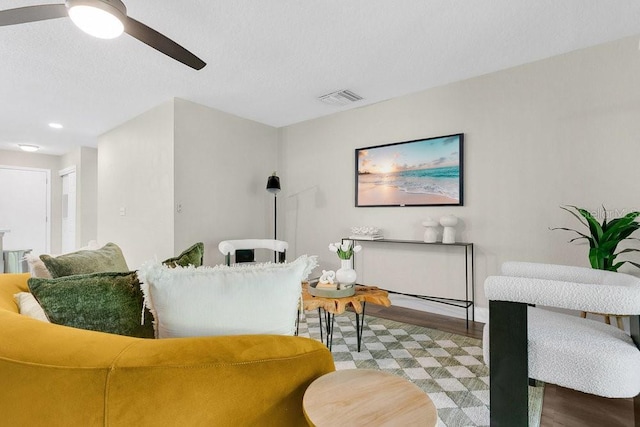 2318 Inagua Way, Winter Park, FL 32792 - living room featuring ceiling fan, wood finished floors, and recessed lighting