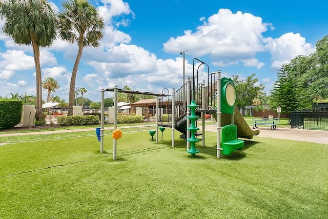 2318 Inagua Way, Winter Park, FL 32792 - view of community play area