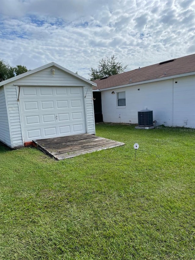 532 Koala Dr, Kissimmee, FL 34759 - view of garage
