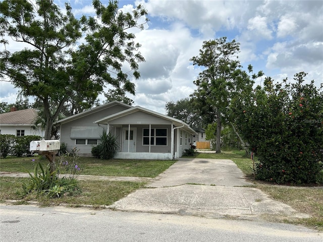 377 Poinsettia Ave, Sebring, FL 33870 - photo 4
