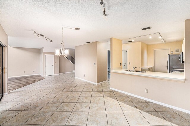 846 Glades Ct NE, Saint Petersburg, FL 33702 - photo 7