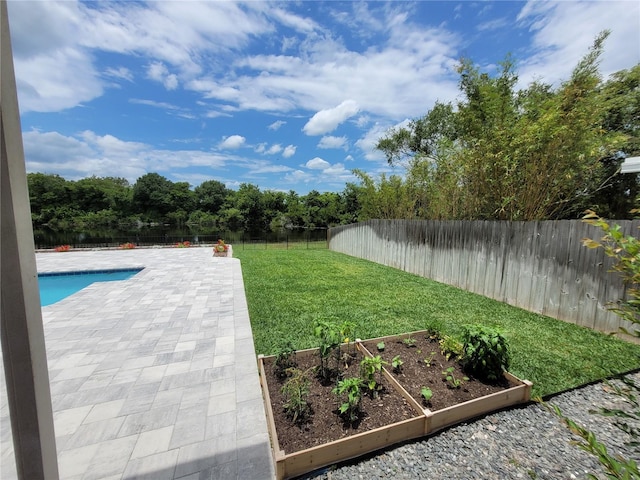 1632 Slash Pine Pl, Oviedo, FL 32765 - fenced backyard with a garden and a patio