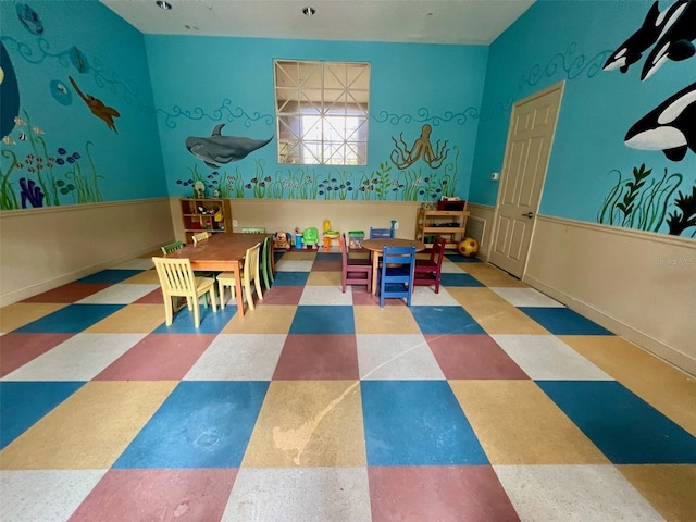 5566 Metrowest Blvd Unit 2-105, Orlando, FL 32811 - playroom featuring tile patterned floors