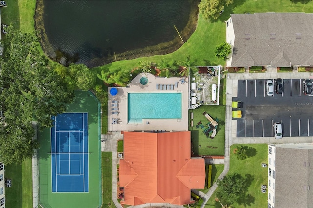 2786 Club Cortile Cir Unit B, Kissimmee, FL 34746 - bird's eye view of a pool area