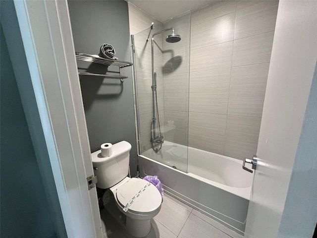 5245 W Irlo Bronson Memorial Hwy Unit 156, Kissimmee, FL 34746 - bathroom featuring bathtub / shower combination and tile patterned floors
