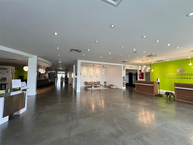 5245 W Irlo Bronson Memorial Hwy Unit 156, Kissimmee, FL 34746 - common area with recessed lighting
