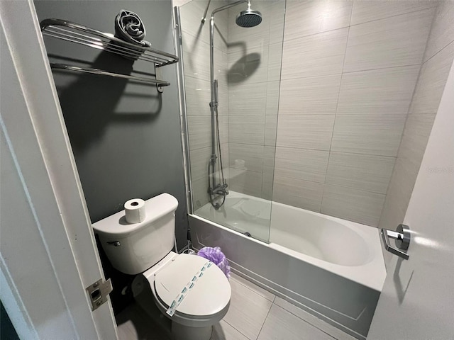 5245 W Irlo Bronson Memorial Hwy Unit 156, Kissimmee, FL 34746 - bathroom with tub / shower combination and tile patterned flooring
