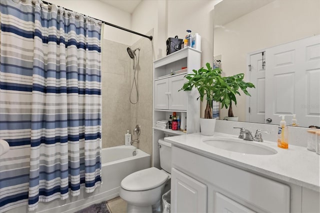 2700 Tree Meadow Loop, Apopka, FL 32712 - full bathroom with vanity and shower / bath combo