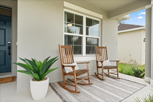 5684 Horseshoe Loop, Apopka, FL 32712 - view of porch