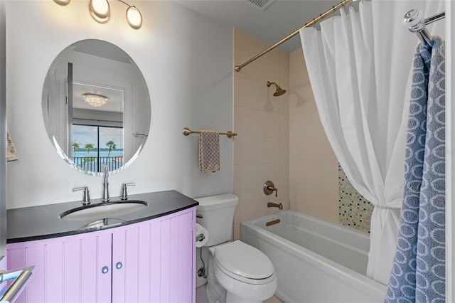 10545 Down Lakeview Cir, Windermere, FL 34786 - full bath with shower / tub combo and vanity