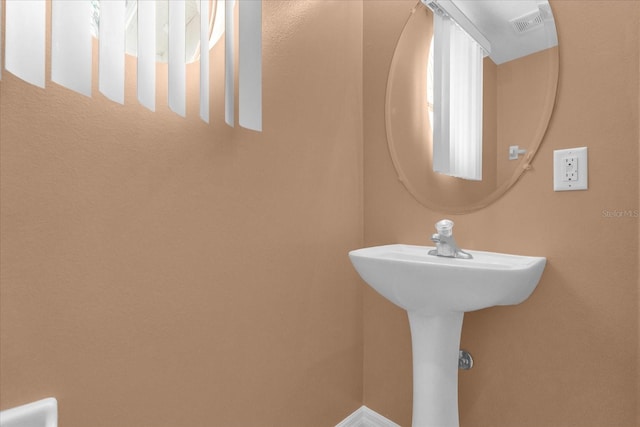 516 Brunello Dr, Davenport, FL 33897 - view of bathroom