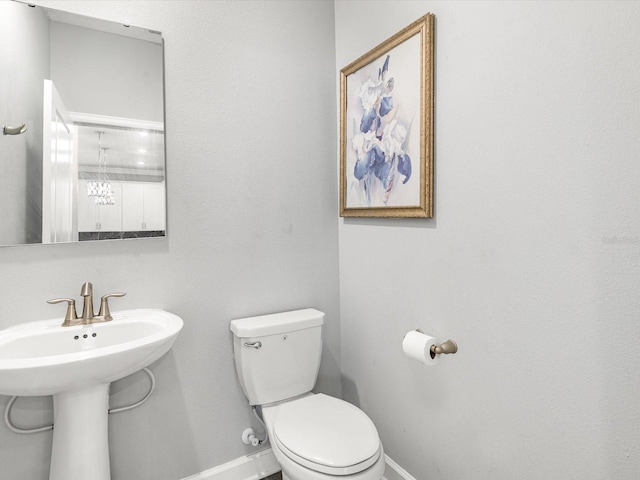 2452 Camden Park Ave, Davenport, FL 33837 - bathroom with baseboards