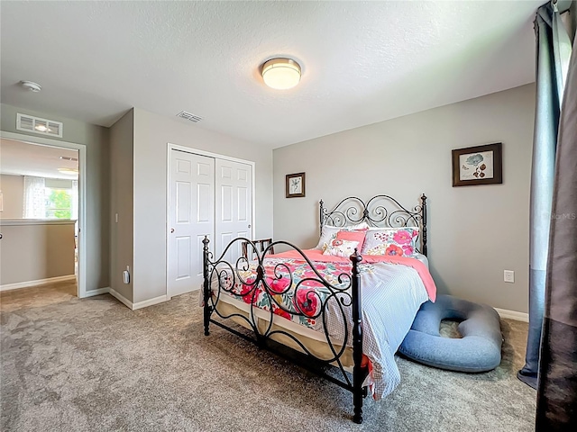 1808 Regal River Cir, Ocoee, FL 34761 - bedroom with carpet floors and a closet