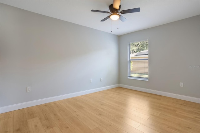 988 Vanderbilt Dr, Eustis, FL 32726 - unfurnished room featuring a ceiling fan and light wood-style floors