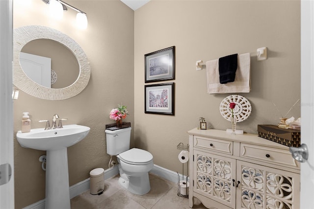 1208 Fieldstone Cir, Oviedo, FL 32765 - bathroom featuring toilet and tile patterned flooring