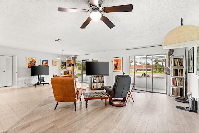 10760 Wilderness Ct, Orlando, FL 32821 - photo 12