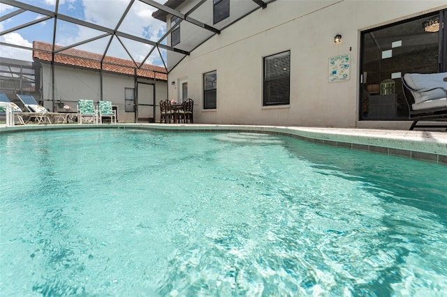 2792 Roccella Ct, Kissimmee, FL 34747 - outdoor pool with a lanai and a patio