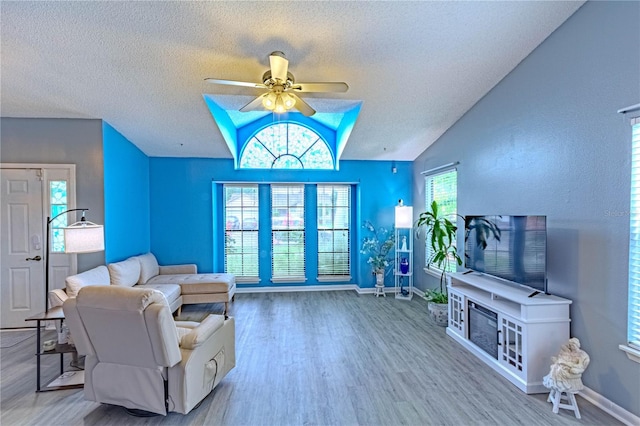 203 S Somerset Ct, Sanford, FL 32773 - photo 4