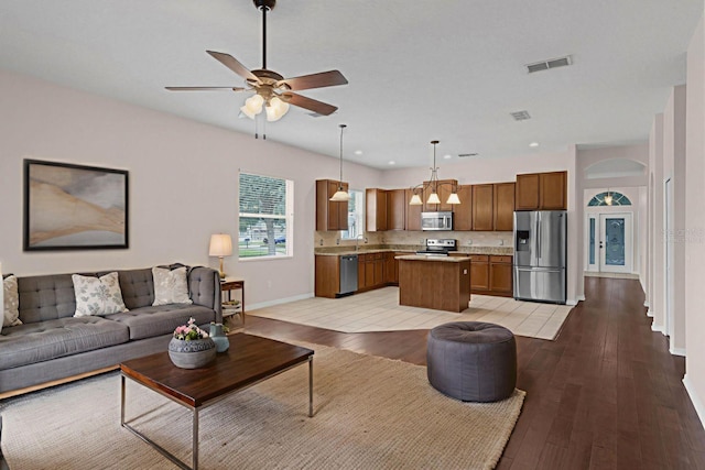 2534 Double Tree Pl, Oviedo, FL 32766 - living area featuring ceiling fan, light wood-style flooring, a chandelier, and recessed lighting