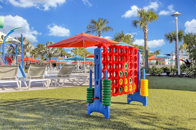 927 Paradise Dr, Davenport, FL 33897 - view of playground featuring a yard