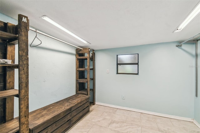 1108 W Minnehaha Ave, Clermont, FL 34711 - below grade area with baseboards
