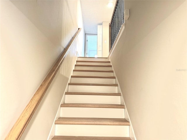 6054 Amberly Ct Unit T21, Orlando, FL 32822 - view of staircase