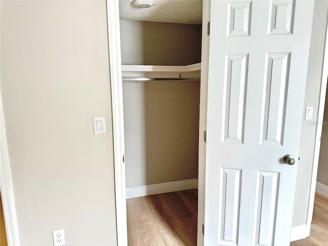 6054 Amberly Ct Unit T21, Orlando, FL 32822 - view of closet