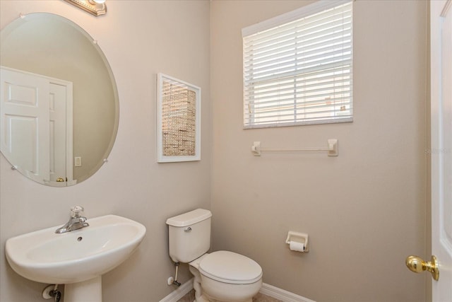 5072 Cypress Branch Pt, Oviedo, FL 32765 - bathroom featuring a sink and toilet