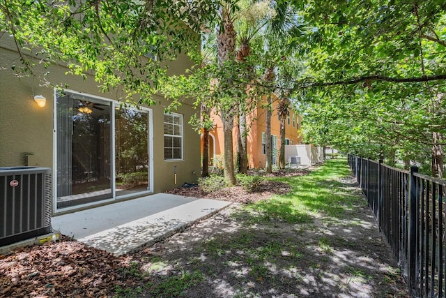 5072 Cypress Branch Pt, Oviedo, FL 32765 - view of yard featuring a patio