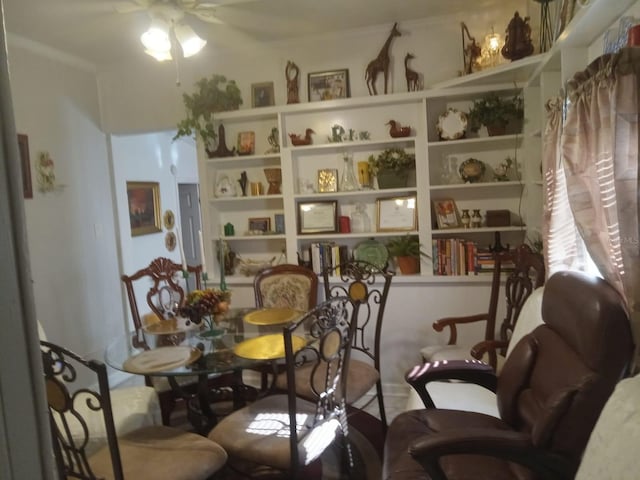 1624 Grand St, Orlando, FL 32805 - sitting room featuring ceiling fan