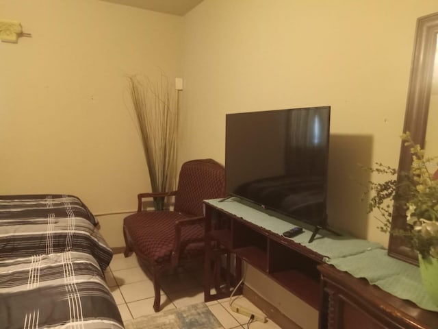 1624 Grand St, Orlando, FL 32805 - bedroom with light tile patterned flooring