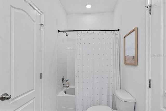 1193 Woods Landing Dr, Minneola, FL 34715 - full bathroom featuring toilet and shower / bath combination with curtain