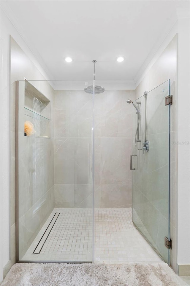 7905 Chad Ct, Orlando, FL 32835 - full bath with a shower stall, recessed lighting, and ornamental molding