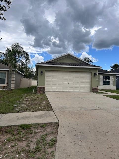 8111 Alamosa Wood Ave, Ruskin, FL 33573 - photo 2