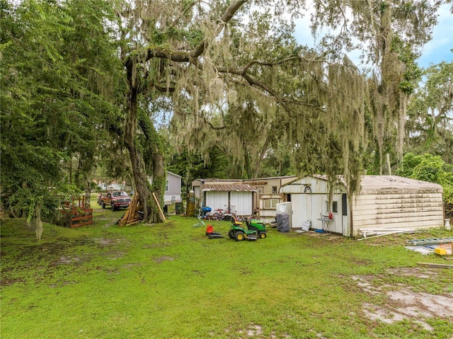 36720 Emeralda Island Rd, Leesburg, FL 34788 - photo 41