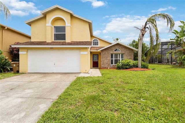 2979 Viscount Cir, Kissimmee, FL 34747 - traditional-style home with stucco siding, an attached garage, driveway, and a front lawn