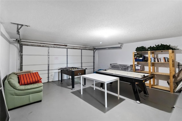2979 Viscount Cir, Kissimmee, FL 34747 - view of garage