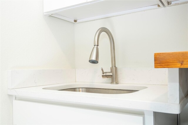 2813 Sanctuary Dr, Clermont, FL 34714 - kitchen view of light countertops