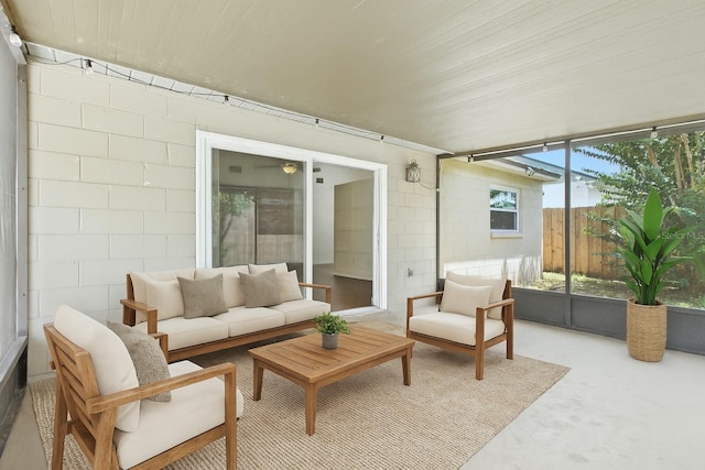 669 Whitetail Loop, Apopka, FL 32703 - sunroom with outdoor lounge area