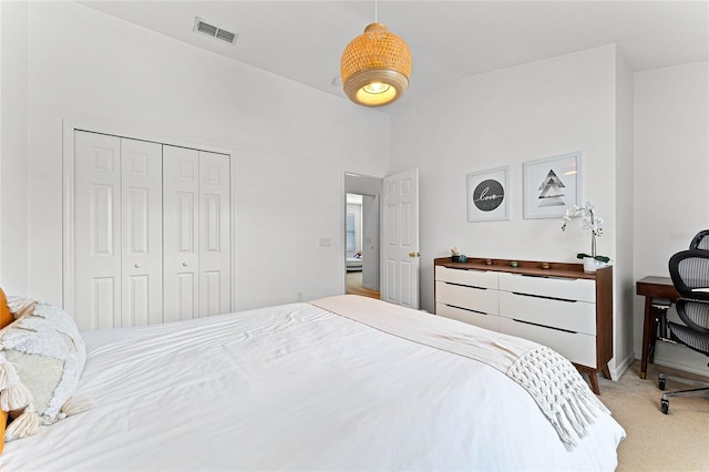 14466 Bridgewater Crossings Blvd, Windermere, FL 34786 - bedroom with carpet, lofted ceiling, and a closet