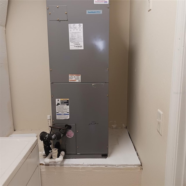 289 White Marsh Cir, Orlando, FL 32824 - utilities featuring heating unit