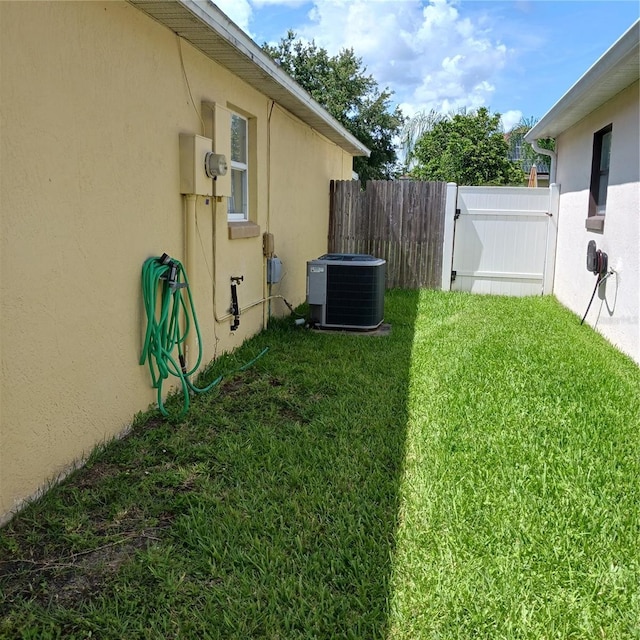 289 White Marsh Cir, Orlando, FL 32824 - view of yard